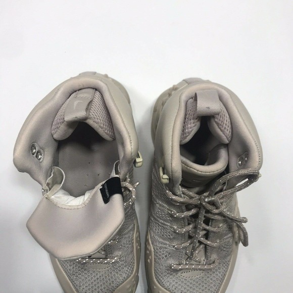 Nike Womens 6 LUPINEK FLYKNIT Boot Sneaker Light Bone Trainers 862512 200 - Picture 9 of 12